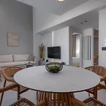 Viridian Exclusive דירה סארטי