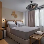 Viridian Exclusive סארטי